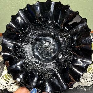 Vintage MCM Black Amethyst Glass Ruffled Edge Floral Bowl – 9” Pressed Glass
